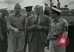 Standbild Jack Benny Pazifik, 1944, aus Sekunde 13 historischem Filmmaterial Videoclip 65675024947