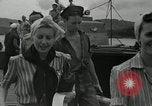 Standbild Jack Benny Pazifik, 1944, aus Sekunde 23 historischem Filmmaterial Videoclip 65675024947
