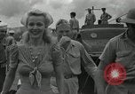 Standbild Jack Benny Pazifik, 1944, aus Sekunde 28 historischem Filmmaterial Videoclip 65675024947
