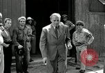 Standbild Jack Benny Pazifik, 1944, aus Sekunde 49 historischem Filmmaterial Videoclip 65675024947
