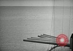 Immagine di USS Mississippi Okinawa isole Ryukyu, 1945, secondo 44 filmato di repertorio 65675024956
