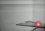 Immagine di USS Mississippi Okinawa isole Ryukyu, 1945, secondo 56 filmato di repertorio 65675024956