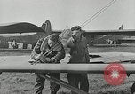 Immagine di Alianti Eindhoven Paesi Bassi, 1944, secondo 35 filmato di repertorio 65675024958