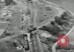Image 8Th Air Force américaine avec appareil photo Canon Hollande Pays-Bas, 1944, de la seconde 26 séquences d'archives historiques vidéo 65675024959
