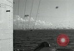Standbild US Navy Schiffe Philippinen, 1945, aus Sekunde 15 historischem Filmmaterial Videoclip 65675024970