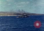 Standbild US-Invasion von Okinawa Pazifik, 1945, aus Sekunde 17 historischem Filmmaterial Videoclip 65675024976