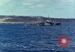 Standbild US-Invasion von Okinawa Pazifik, 1945, aus Sekunde 38 historischem Filmmaterial Videoclip 65675024976
