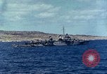 Standbild US-Invasion von Okinawa Pazifik, 1945, aus Sekunde 43 historischem Filmmaterial Videoclip 65675024976