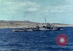 Standbild US-Invasion von Okinawa Pazifik, 1945, aus Sekunde 53 historischem Filmmaterial Videoclip 65675024976