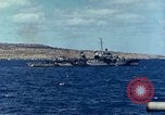 Standbild US-Invasion von Okinawa Pazifik, 1945, aus Sekunde 54 historischem Filmmaterial Videoclip 65675024976