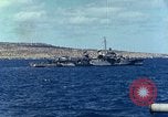 Standbild US-Invasion von Okinawa Pazifik, 1945, aus Sekunde 55 historischem Filmmaterial Videoclip 65675024976