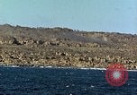 Standbild USA dive Bomber angreifen Okinawa Okinawa, 1945, aus Sekunde 5 historischem Filmmaterial Videoclip 65675024977