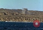 Standbild USA dive Bomber angreifen Okinawa Okinawa, 1945, aus Sekunde 12 historischem Filmmaterial Videoclip 65675024977