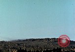Standbild USA dive Bomber angreifen Okinawa Okinawa, 1945, aus Sekunde 46 historischem Filmmaterial Videoclip 65675024977
