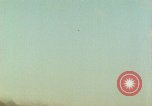 Standbild USA dive Bomber angreifen Okinawa Okinawa, 1945, aus Sekunde 59 historischem Filmmaterial Videoclip 65675024977