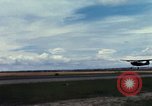 Immagine di Controller di aeromobili Il Vietnam, 1967, secondo 19 filmato di repertorio 65675025004