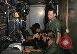 Standbild Flugzeuge controller Vietnam, 1967, aus Sekunde 39 historischem Filmmaterial Videoclip 65675025005