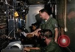 Standbild Flugzeuge controller Vietnam, 1967, aus Sekunde 52 historischem Filmmaterial Videoclip 65675025005