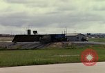 Immagine di Controller di aeromobili Il Vietnam, 1967, secondo 22 filmato di repertorio 65675025006