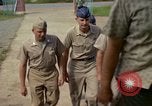 Standbild Speisesaal Vietnam, 1965, aus Sekunde 38 historischem Filmmaterial Videoclip 65675025018