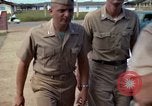 Standbild Speisesaal Vietnam, 1965, aus Sekunde 40 historischem Filmmaterial Videoclip 65675025018