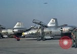 Standbild 34th Tactical Group Base Operations Vietnam, 1964, aus Sekunde 26 historischem Filmmaterial Videoclip 65675025021