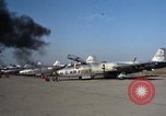 Standbild 34th Tactical Group Base Operations Vietnam, 1964, aus Sekunde 52 historischem Filmmaterial Videoclip 65675025021