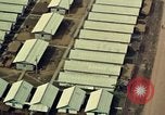 Standbild 34th Tactical Group Base Operations Vietnam, 1964, aus Sekunde 28 historischem Filmmaterial Videoclip 65675025023