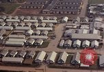 Standbild 34th Tactical Group Base Operations Vietnam, 1964, aus Sekunde 35 historischem Filmmaterial Videoclip 65675025023