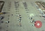 Standbild 34th Tactical Group Base Operations Vietnam, 1964, aus Sekunde 55 historischem Filmmaterial Videoclip 65675025023