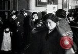 Standbild Bürger von Osaka Japan, 1933, aus Sekunde 45 historischem Filmmaterial Videoclip 65675025043