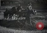 Standbild Japanische militärische Manöver realistisch Japan, 1933, aus Sekunde 17 historischem Filmmaterial Videoclip 65675025048