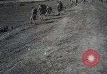 Standbild Japanische Armee militärische Übungen Japan, 1933, aus Sekunde 46 historischem Filmmaterial Videoclip 65675025049