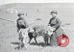 Standbild mongolischen Familie Mandschurei, 1932, aus Sekunde 58 historischem Filmmaterial Videoclip 65675025059