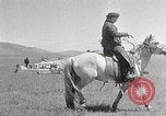 Standbild mongolischen Familie Mandschurei, 1932, aus Sekunde 61 historischem Filmmaterial Videoclip 65675025059