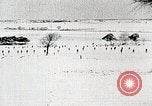 Standbild japanische Truppen zUSAmmengekauert im Lkw Mandschurei, 1932, aus Sekunde 52 historischem Filmmaterial Videoclip 65675025064