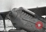 Standbild Luft Evakuierung von Verletzten japanische Soldaten Mandschurei, 1932, aus Sekunde 27 historischem Filmmaterial Videoclip 65675025065