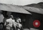 Standbild Luft Evakuierung von Verletzten japanische Soldaten Mandschurei, 1932, aus Sekunde 35 historischem Filmmaterial Videoclip 65675025065