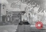 Standbild chinesischen Eastern Railway Fahne über dem Bahnhof Harbin Manchukuo, 1932, aus Sekunde 9 historischem Filmmaterial Videoclip 65675025073