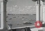 Standbild chinesischen Eastern Railway Fahne über dem Bahnhof Harbin Manchukuo, 1932, aus Sekunde 40 historischem Filmmaterial Videoclip 65675025073