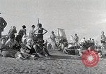 Standbild chinesischen Eastern Railway Fahne über dem Bahnhof Harbin Manchukuo, 1932, aus Sekunde 47 historischem Filmmaterial Videoclip 65675025073