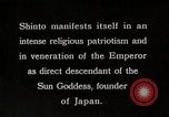 Standbild Shinto Zeremonie Japan, 1935, aus Sekunde 3 historischem Filmmaterial Videoclip 65675025132