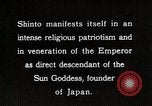 Standbild Shinto Zeremonie Japan, 1935, aus Sekunde 13 historischem Filmmaterial Videoclip 65675025132