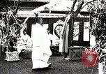 Standbild Shinto Zeremonie Japan, 1935, aus Sekunde 20 historischem Filmmaterial Videoclip 65675025132