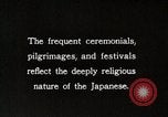 Standbild Shinto Zeremonie Japan, 1935, aus Sekunde 38 historischem Filmmaterial Videoclip 65675025132