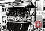 Standbild Shinto Zeremonie Japan, 1935, aus Sekunde 47 historischem Filmmaterial Videoclip 65675025132