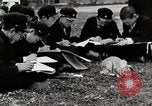 Standbild Kunst Klasse auf Hirosaki Boys' School Honshu Japan, 1935, aus Sekunde 25 historischem Filmmaterial Videoclip 65675025144