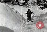 Standbild Skifahren Japan, 1935, aus Sekunde 27 historischem Filmmaterial Videoclip 65675025152