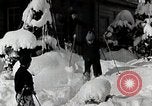 Standbild Skifahren Japan, 1935, aus Sekunde 37 historischem Filmmaterial Videoclip 65675025152
