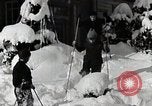 Standbild Skifahren Japan, 1935, aus Sekunde 39 historischem Filmmaterial Videoclip 65675025152